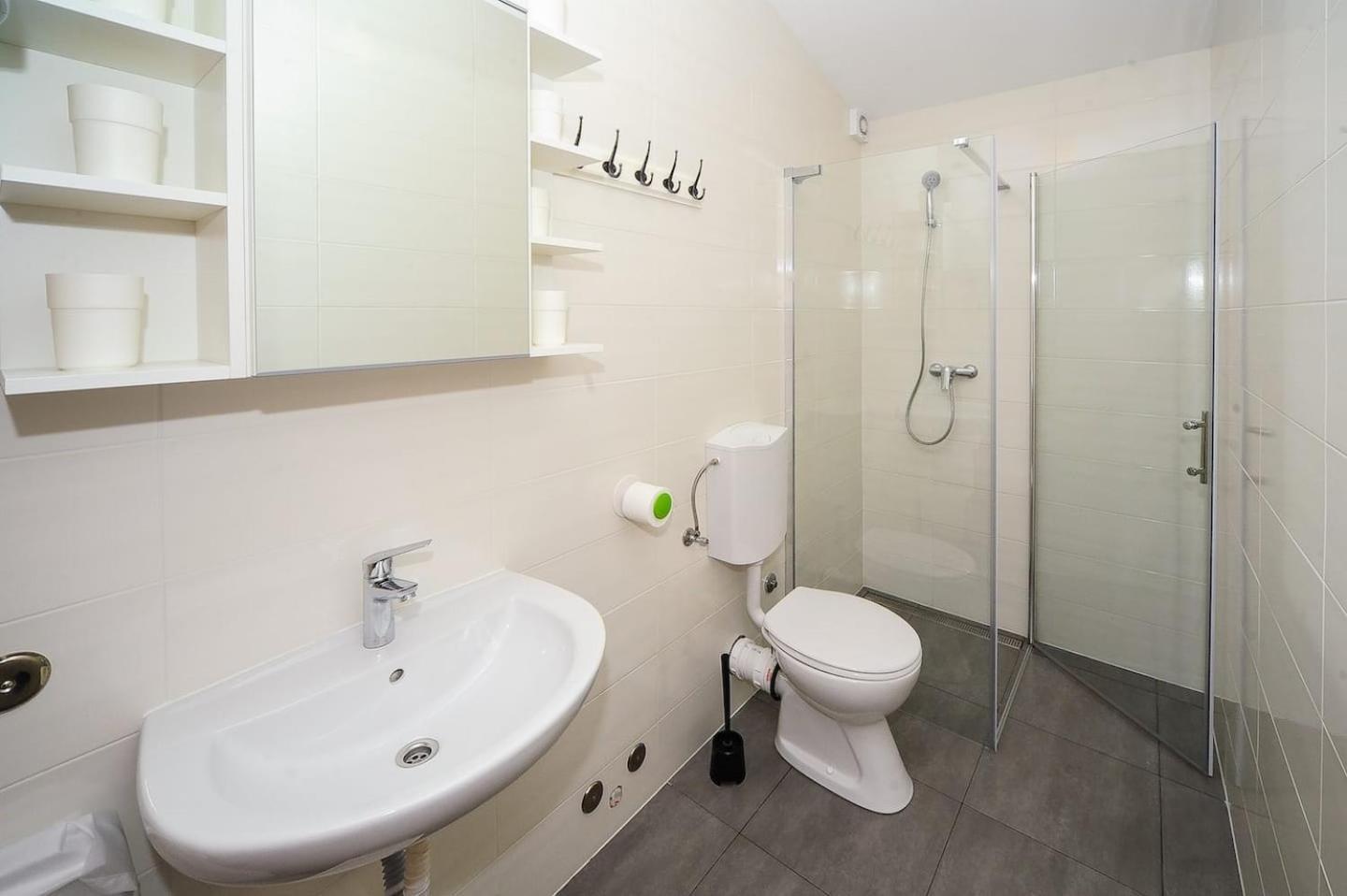 Apartment Avada Новалья Экстерьер фото