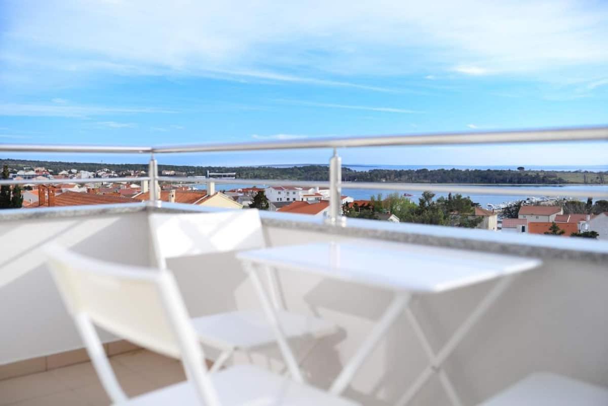 Apartment Avada Новалья Экстерьер фото